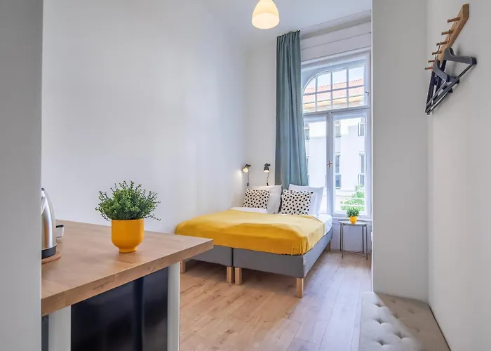 - New - Easy Sleep Budapest