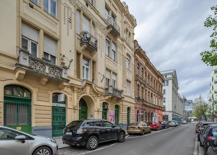 - New - Easy Sleep Budapest